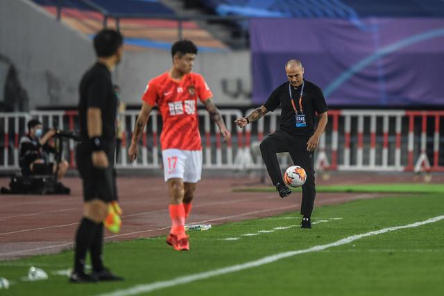 韦德：2-0还是3-1领先都不重要 我曾在总决赛0-2落后然后连赢四场